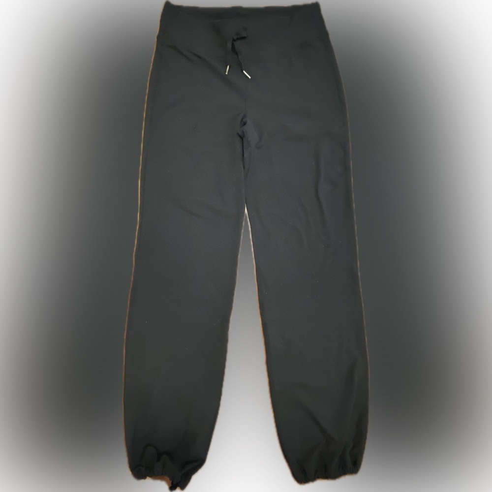 LULULEMON joggers with cuff tie at ankle size 2